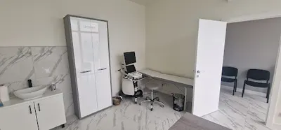 dr n. med. MICHAŁ KUSIŃSKI. Chirurgia endokrynologiczna i ogólna